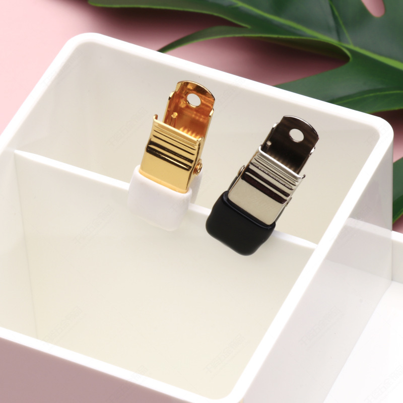 12019683297_969111838