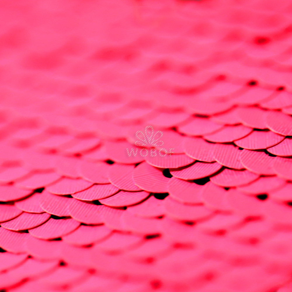 WO-2017厂家直销新款圆形爱心桃心5MM珠片绣章仔可定制