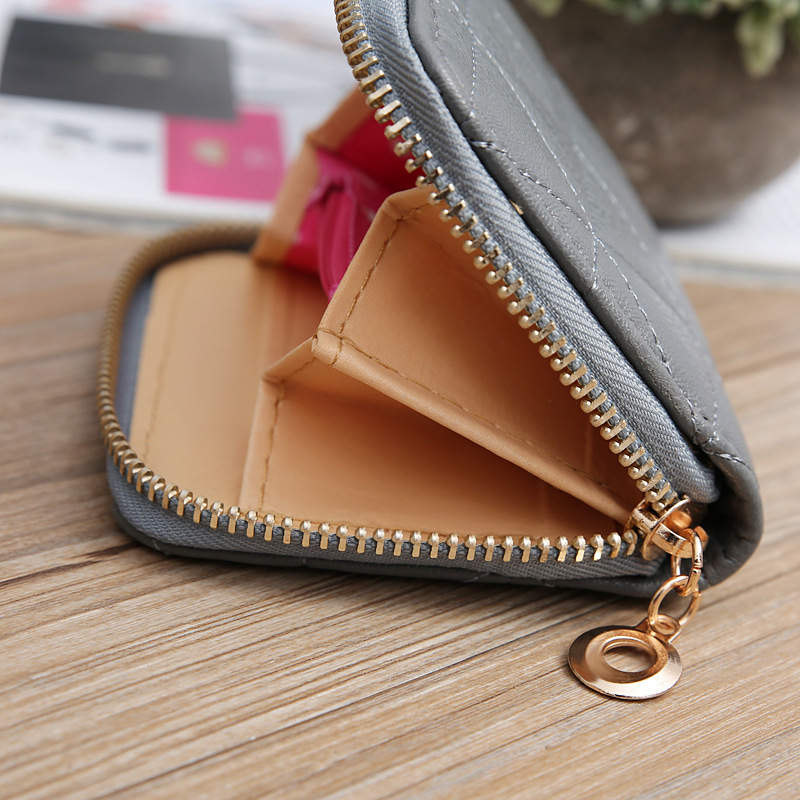 Korean Clutch Bag Mini Embroidered Geometric Rhombus Bag Card Bag Coin Purse display picture 5