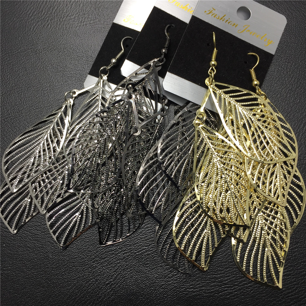 Fashion Leaf Metal Plating Women's Earrings 1 Pair display picture 1