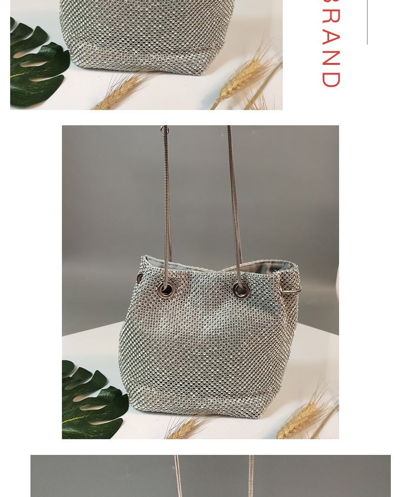 Bucket bag _07.jpg