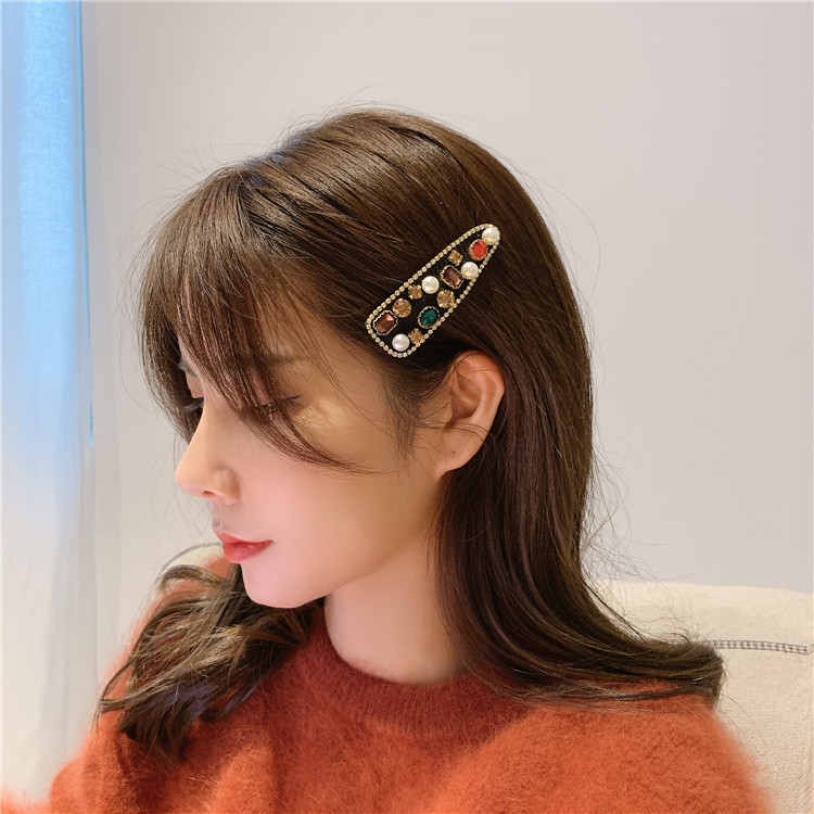 Colorful Diamond Retro Hair Clip display picture 10