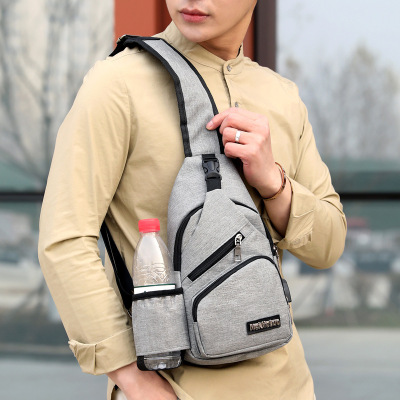 韩版男士单肩包新款休闲多功能斜挎包户外运动USB充电胸包男批发