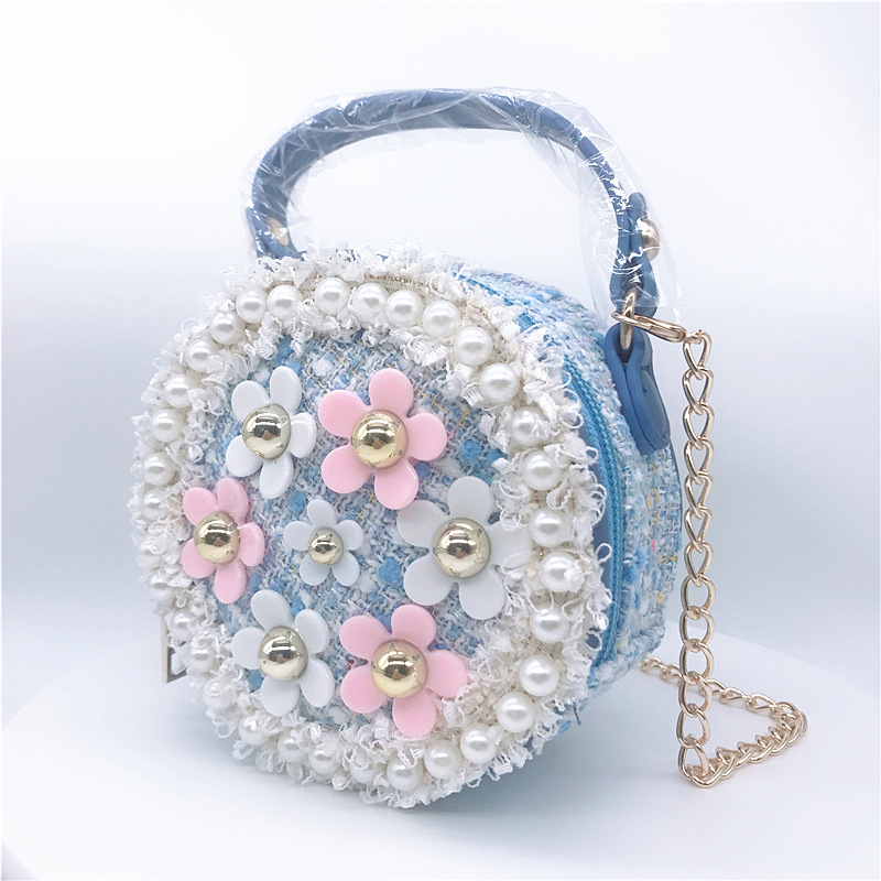 Kid's Small Pu Leather Plush Color Block Vintage Style Classic Style Round Zipper Shoulder Bag display picture 5