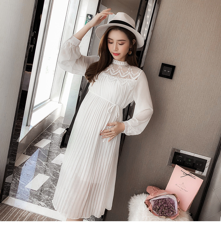 Maternity Dress Image 6