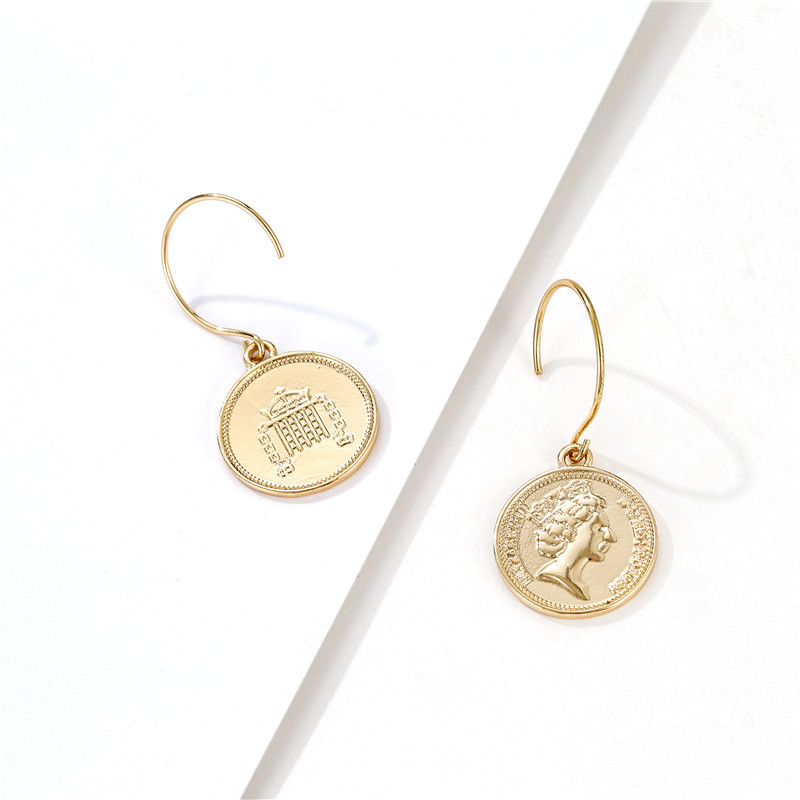 Fashion Retro New Curve Round Head Coin Coin Earrings Female Jewelry display picture 3