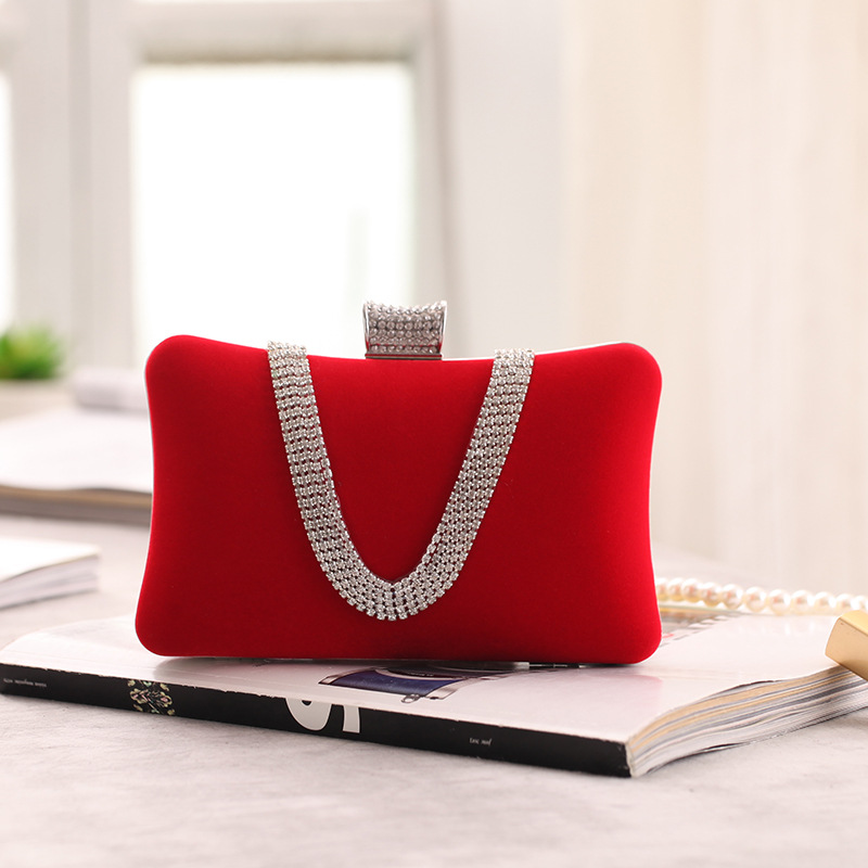 Fashionable Women's Bags With Diamond Fingers Evening Banquet Bags U-flannel Bags display picture 13