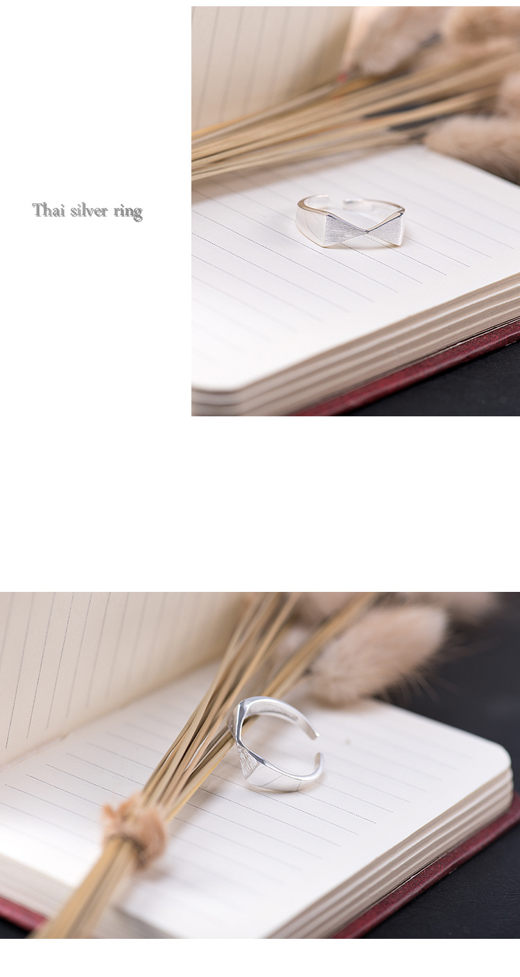 Silver Bowknot Ring Image 3