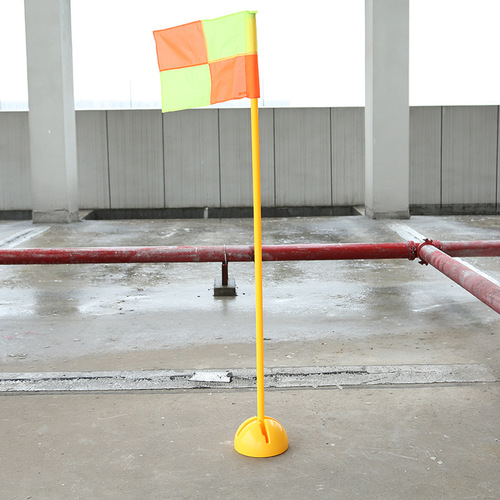 Significant pole football training supplies snake run around pole obstacle pole basketball football pole water-filled base corner flag wholesale