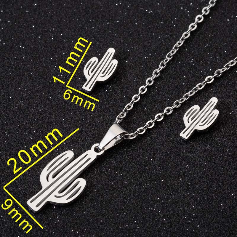 Stainless Steel Fashion Plating Cactus Pendant Necklace display picture 4