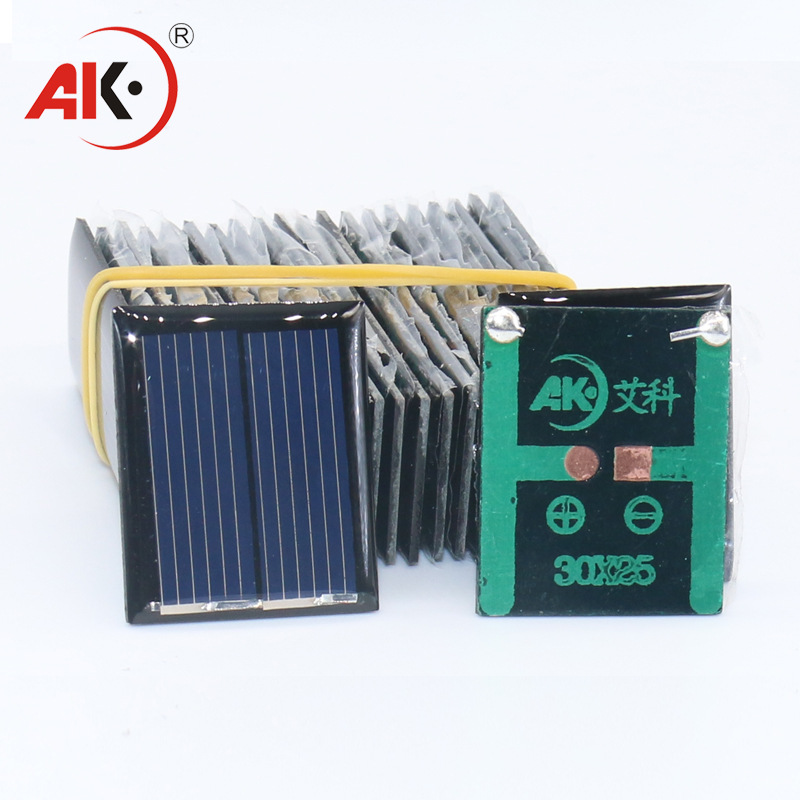太阳能板滴胶板单晶diy六合一玩具制作30*25 1V 0.5V小电机发电