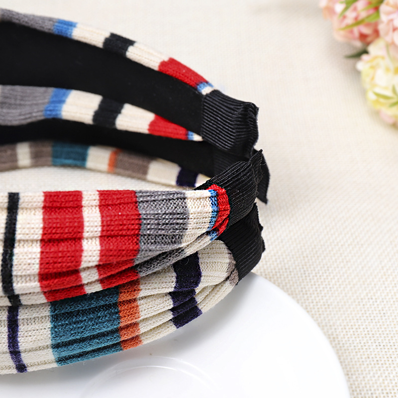 Rainbow Striped Knit Headband Sweet Beauty Female European And American Wool Headband Hairpin display picture 3