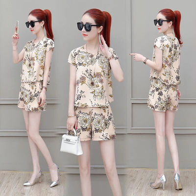 Costume femme en Lait de soie - Ref 3334879 Image 1