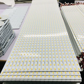 LED背光源;PCB电路板;LED基板