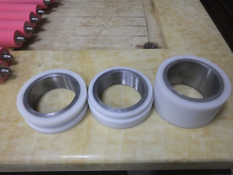 印刷轮胶面光滑 30-60度耐油墨耐腐蚀 印刷轮包胶 包胶轮