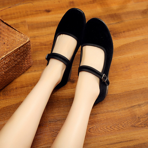 Old Beijing Style Women's Fabric Shoes Spring Soft Sole Non-Slip Hotel Work Shoes Dance Shoes Polyurethane Flat Shoes Plus Size