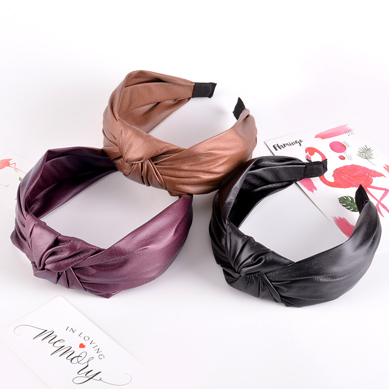 Wide-sided Simple Pu Leather Headband display picture 3