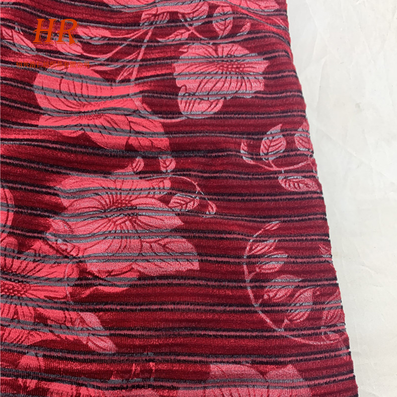 现货批发 涤氨弹力抽条绒压花 家纺花型 服装面料 新品来样可制