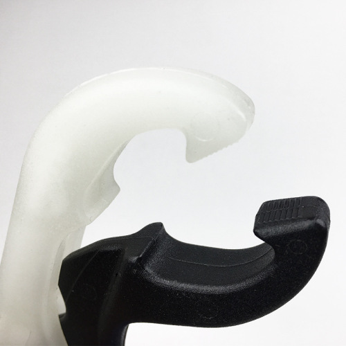 Floating water fish controller, fluorescent plastic fish lip clamp, lure extraction, fish pliers, fishing gear, fishing supplies wholesale