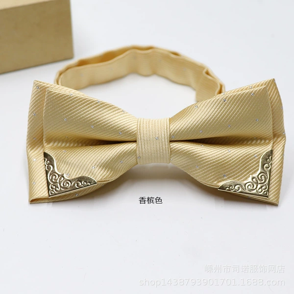 Champagne color