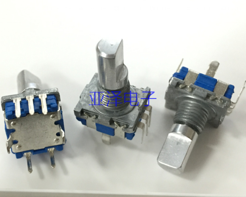 台产360°编码器开关EC11数字脉冲电位器20定位数20脉冲柄长15MM