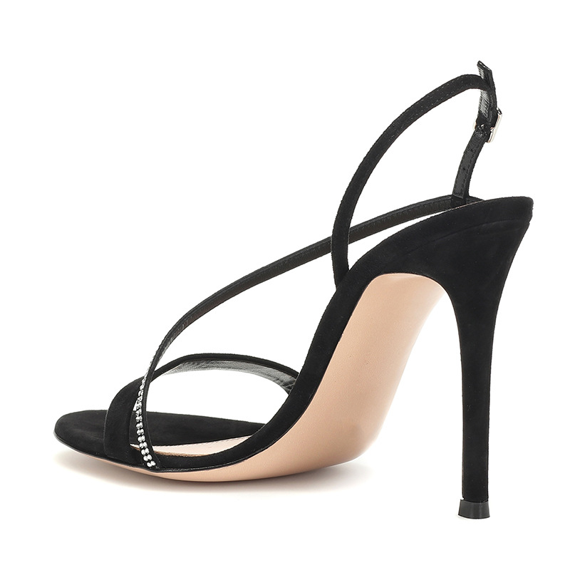 black heels (1).jpeg