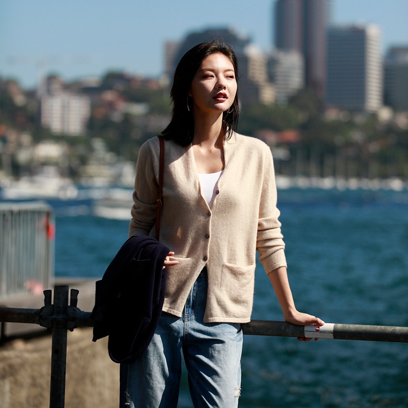 2019春新款v领羊绒开衫女纯色修身显瘦时尚薄款针织毛衣女装上衣|ru