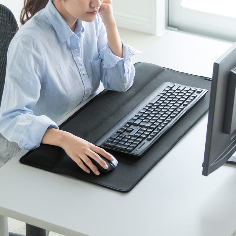 Japan SANWA Large-sized wrist support mouse keyboard cushion feels soft office house table cushion 200-mpd022