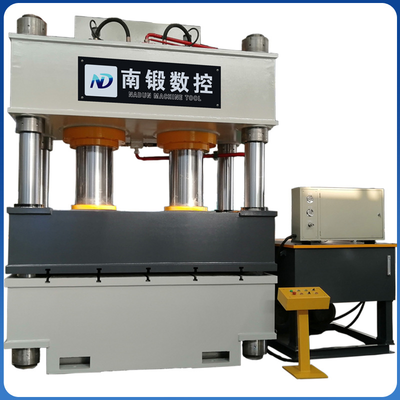 滕州南锻800吨汽车覆盖件拉伸成型液压机800t双动拉伸四柱液压机