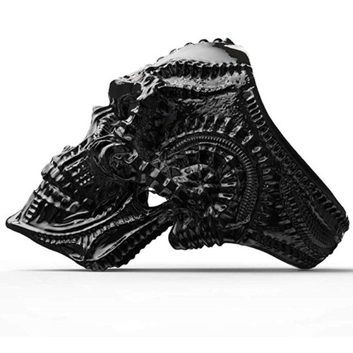 Euro-American alien skull design—perfect for biker enthusiasts, this bold stainless steel-inspired punk-style avant-garde men's skull ring exudes edgy charisma.