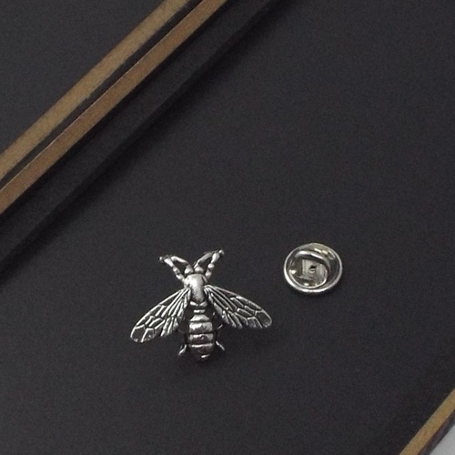Huailang jewelry foreign trade jewelry little bee brooch/men's suit shirt collar pin pin buckle factory direct supply