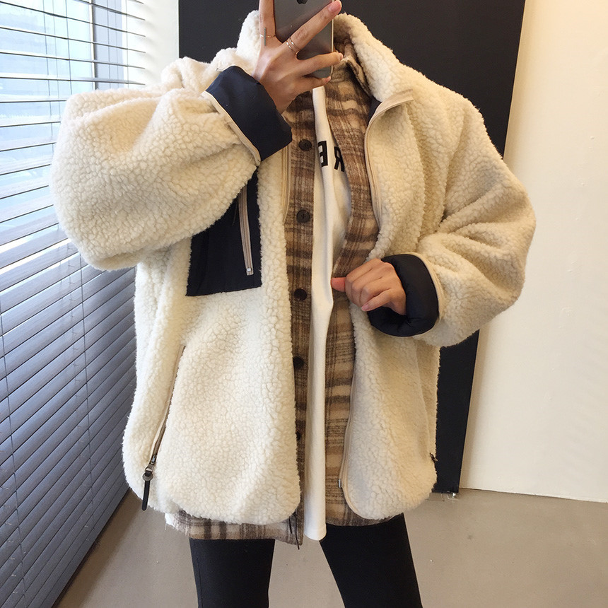 Women's Lamb Wool Coat With Pocket Detail And Stand Collar_voghion.com