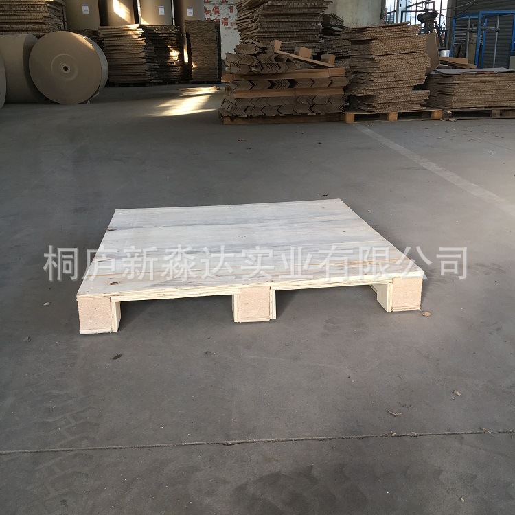 大量供应定制免熏蒸多层板托盘