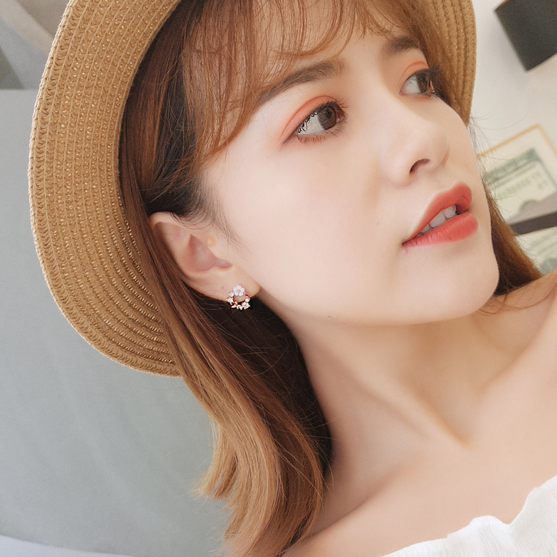 Corea del Sur 2022 nuevo micro-incrustaciones de flor clip de oreja No perforado Garland pendientes de arco pendientes de una sola pieza de entrega