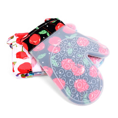 Optional Pattern Microwave Insulating Silicone Two-Finger Gloves Household Oven Baking Cotton Cloth High-Temperature Resistant Gloves