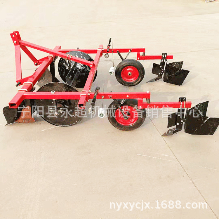 开沟起垄施肥铺膜一体机 厂家直供起垄铺膜机 红薯土豆起垄机