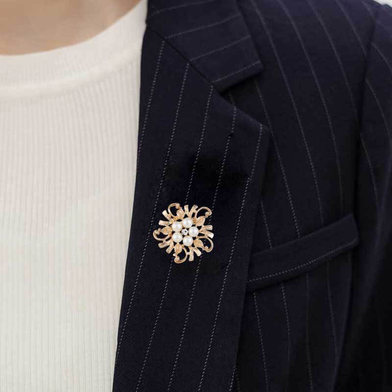 36g Weight Brooches Classification Holiday, Daily Occasion Alloy Material Flower Pattern Women's Gender Plating Design Elegant Style Elegant Pin Flower Alloy Plating Women's Brooches 5