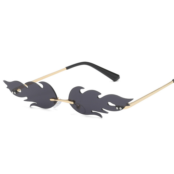 Fashionable trend sunglasses for men and women
