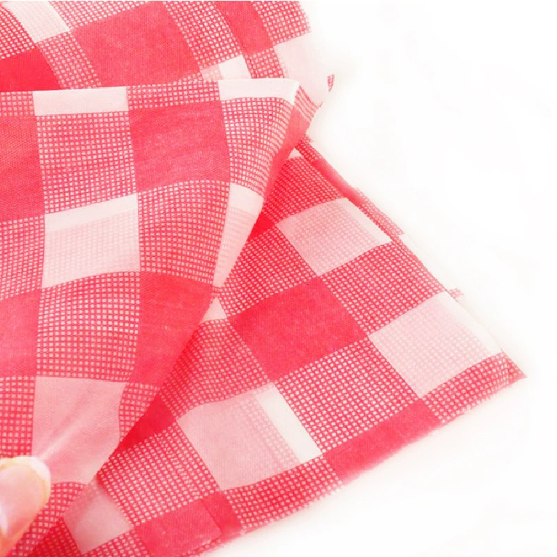 П Disposable tablecloth red plaid thickened round table picnic cloth banquet tablecloth indoor feast (10 pieces) outdoor