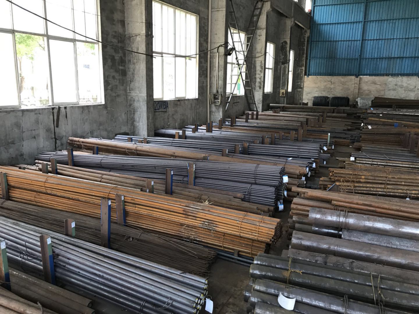 现货供应合金钢25Cr2MoVA高强度螺栓标准件