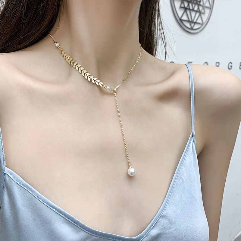 Necklace Image 4