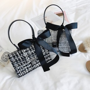 Small Bag Women's 2019 Autumn and Winter New Fashionable Woolen Fabric Contrast Silk Scarf Handbag Korean Style Shoulder Crossbody Women's Bag