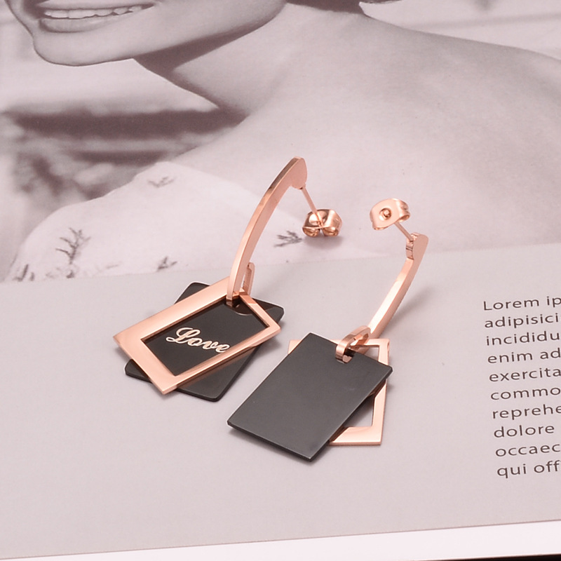 Mode Hohle Schwarze Lange Quadratische Titanstahlohrringe Großhandel Nihaojewelry display picture 6