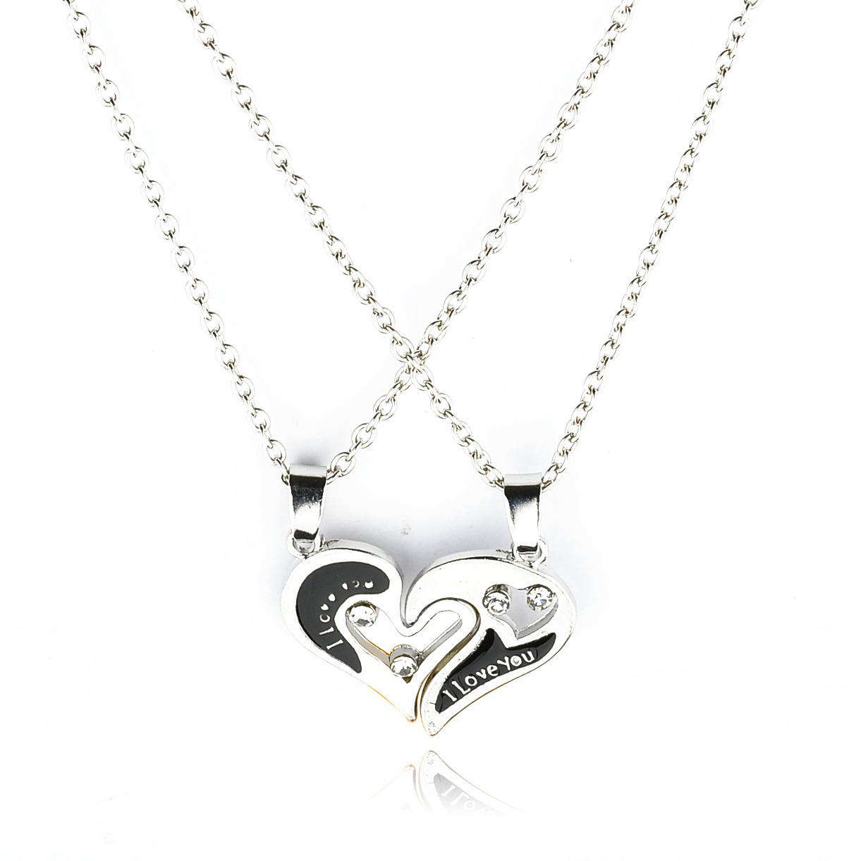New Peach Heart Diamond Necklace Clavicle Chain Fashion I Loveyou Moon Couple Love Stitching Necklace display picture 6