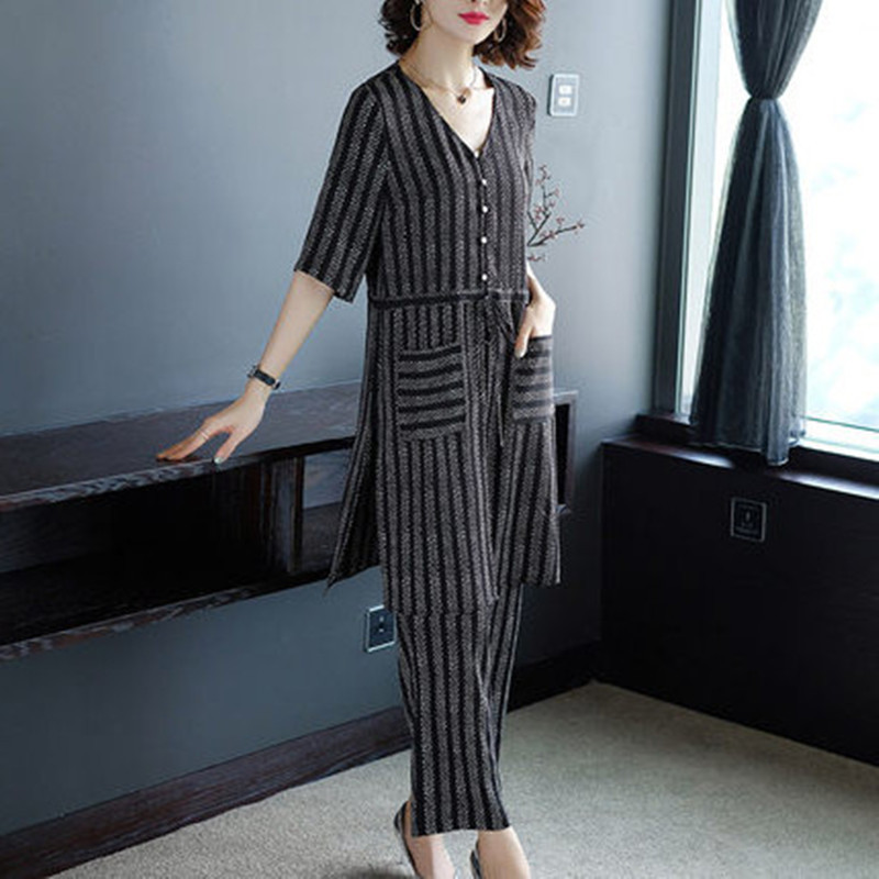 Costume femme en Fibre de polyester - Ref 3334080 Image 9