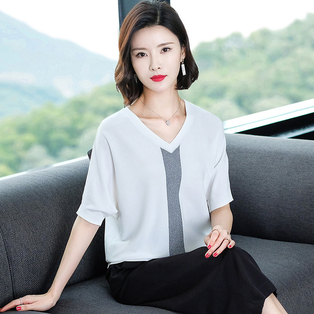 Summer V-neck thin T-shirt women’s ice silk short sleeve middle panel bright silk vertical grain loose knit top