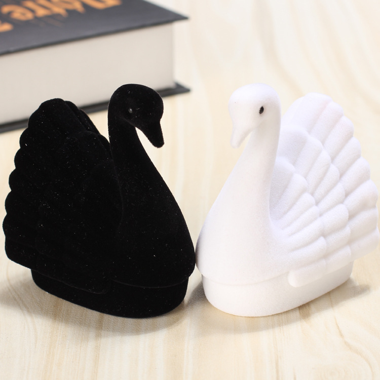 泽夕促销欧式天鹅首饰盒求婚戒指盒子耳钉项链饰品收纳盒