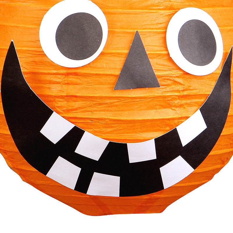 Halloween lantern-detail-03.jpg