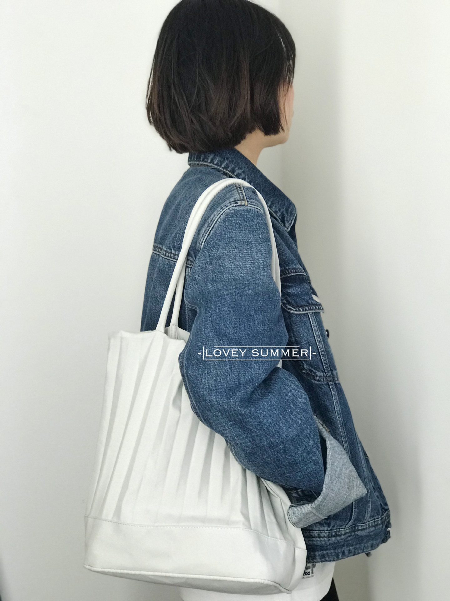 8C5B845B-F674-440D-9F48-3F3FEB