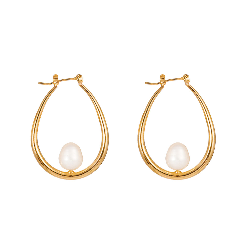 Simple Natural Pearl U-shaped Metal Earrings display picture 2